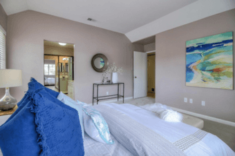 Master bedroom and master bathroom in San Jose 2