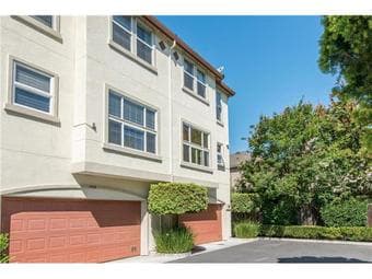Room for Rent in Beautiful Home! 1