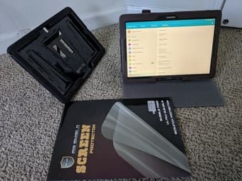 Samsung Galaxy Tab Pro 12.2 + accessories 1