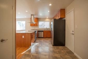 Need a housemate for awesome Mountain View house 2