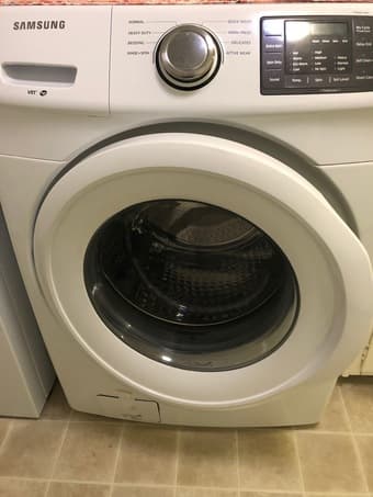 Samsung Washer + Hotpoint Dryer 1