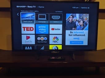 32 inch 1080p Sharp Roku TV 1