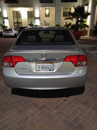 Silver Honda Civic Sedan 2009 3
