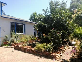 Rooms in adorable 4B2B W Menlo house Sept-June w/ friendly housemates 1