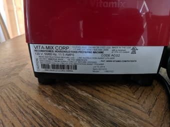 VItamix two-speed blender for sale! 2