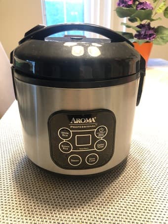 Aroma Rice Cooker (great condition, original package) 2