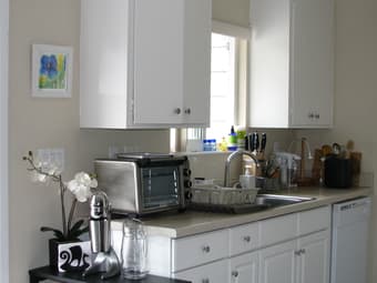 Furnished room for a single person (Menlo Park) 1