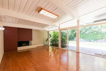 Beautiful Palo Alto house has available room :) 1