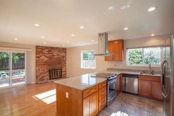 Need a housemate for awesome Mountain View house 1