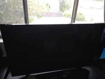 LG 4K UltraHD (43" Smart LED TV) - Palo Alto 1