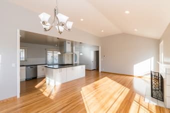 We have a beautiful, large room available in our gorgeous Redwood City 2