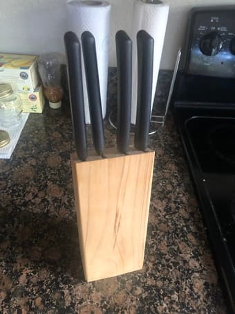 Knife block 1