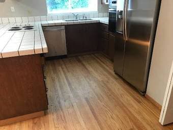 1 Bedroom offered in a 5 bedroom house (cupertino) 2