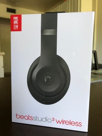 Beats Studio3 Wireless Over-Ear Headphones (Matte Black) 1