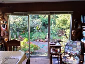 Live in a beautiful house in Menlo Park 1