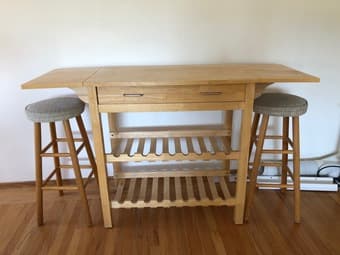 Drop-leaf kitchen island with 2 bar stools 1