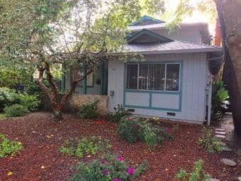 Furnished bedroom available Sept 5-20 near Stanford, dates flexible 3