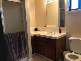 308ft2 - Huge Master Bedroom, Private Bathroom, Menlo Park 1