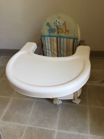 Summer Infant Deluxe Comfort Folding Booster Seat 1
