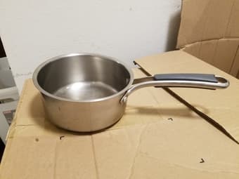 Kitchen item: stainless steel pot/ Spaghetti Jar/wooden rolling pin et 1