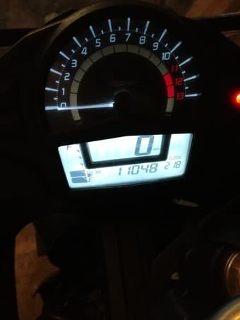 2014 kawasaki ninja 650 non abs 11K miles 1