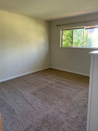 Large BR in Mountain View house available Nov 1 2