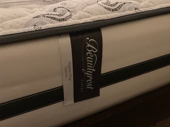 Beautyrest Extra Firm Queen Mattress 2