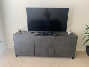 Samsung 50-inch LED Smart TV (Excellent Condition) 3