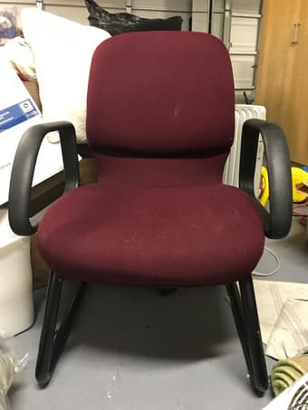 Practical and comfy desk chair 1