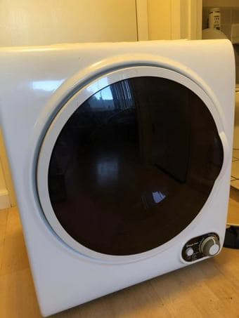 magic chef dryer, good condition, 1