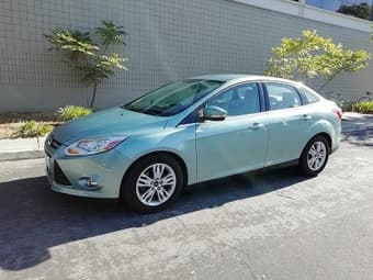 2012 ford focus sedan 2