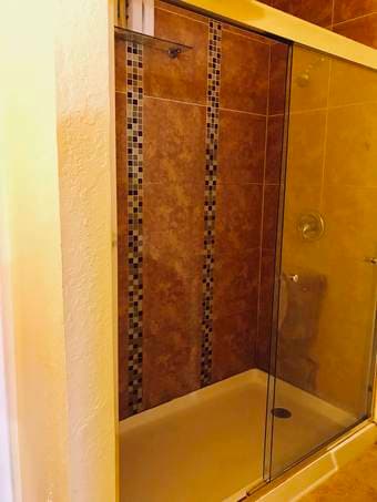 Pet-friendly room in Sunnyvale 3