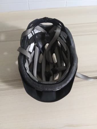 Adult bike helmet 3