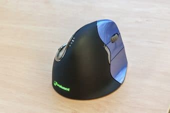 Evoluent Vertical Mouse Ergonomic - Avoids forearm twisting 1