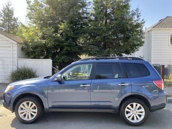 2013 Subaru Forester 2.5X Limited 1
