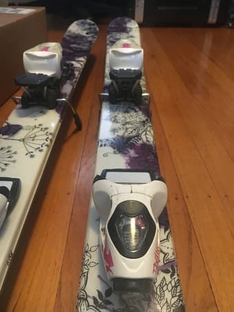 Women's Line skis with bindings 3