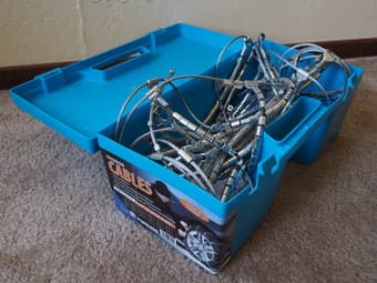 Snow chains / tire cables 1
