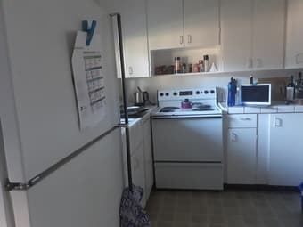 Bedroom in EV 2 Bed 1 Bath Sublet 2