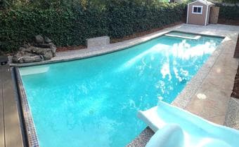 Come visit -- open bedroom in large shared house 3