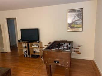 ROOMMATE WANTED 1