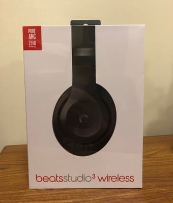 New Beats Studio3 Wireless (Matte Black) 1