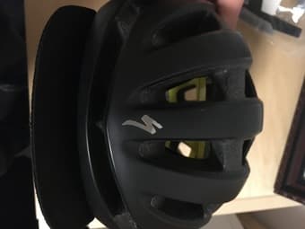 Specialized Airnet MIPS medium helmet 1