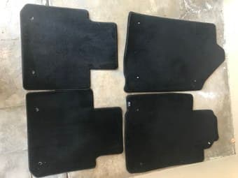Car floor mat 1