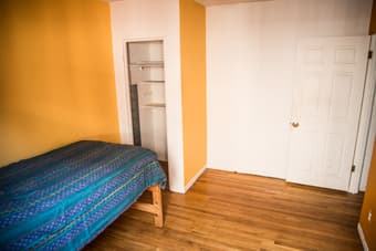 Room for rent in College Terrace 2