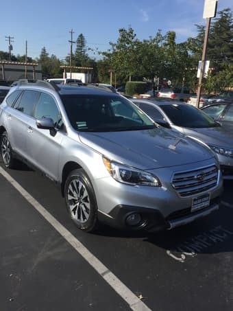 Need a car for winter quarter? 2017 Subaru Outback Limited 2.5i 1