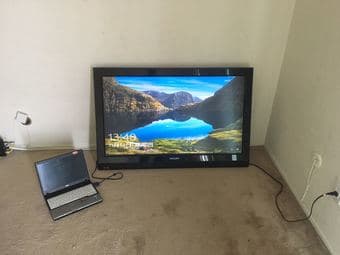 Old 42 inch philips TV for sale 2