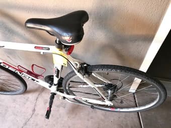 700c GMC Denali Road bike. 5'4″ to 5'9″. 3