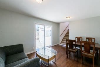 Cozy home with a spacious backyard in one of Redwood City! 2