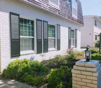 Master bdrm in Prime PA location: 1 block to Stanford, Female only 1