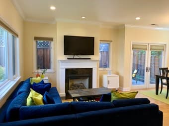 $1395 Exclusive 1 BR in Modern House (Optionally Furnished) (menlo pk) 2